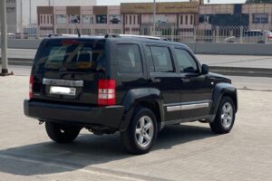 Jeep Cherokee LTD 2011 (Black)