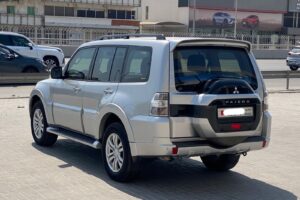 Mitsubishi Pajero GLS 2020 (Silver)