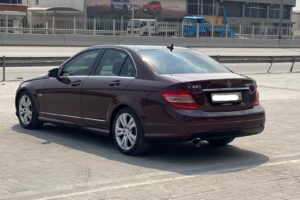 Mercedes Benz C-200 / 2009 (Maroon)