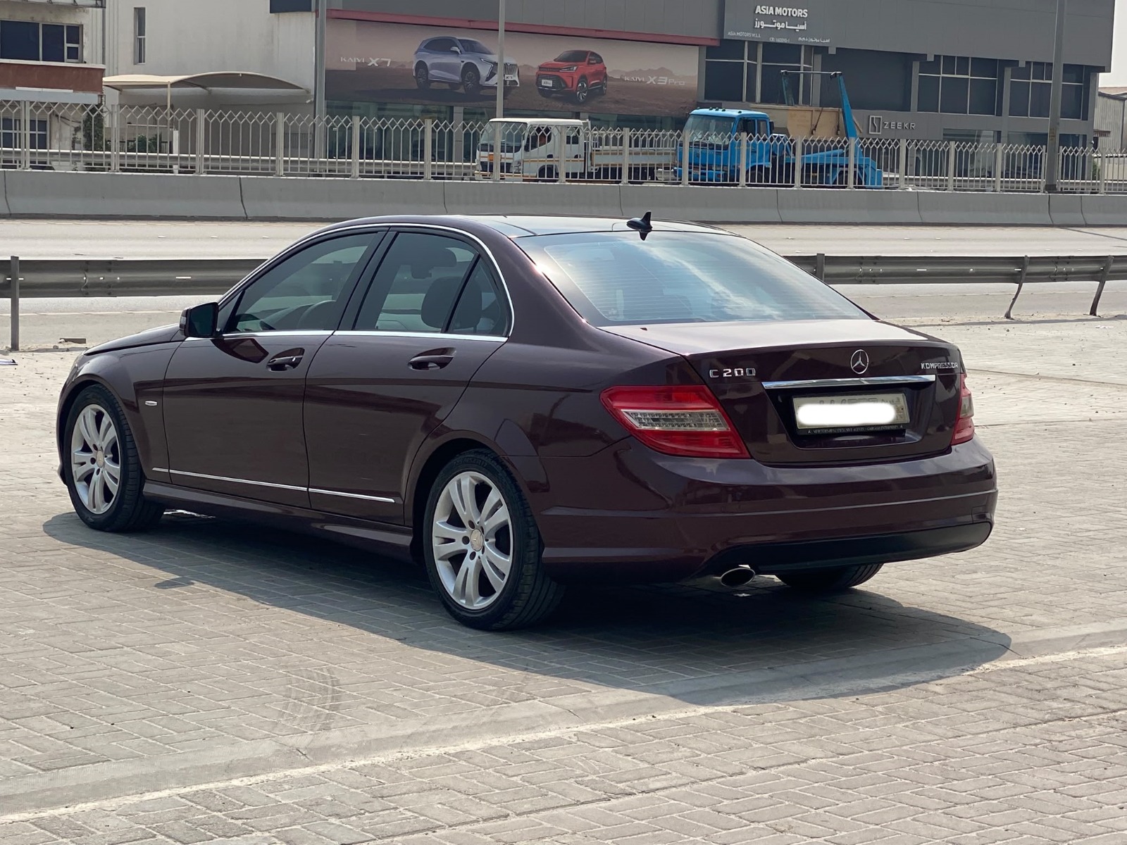 Mercedes Benz C-200 / 2009 (Maroon)