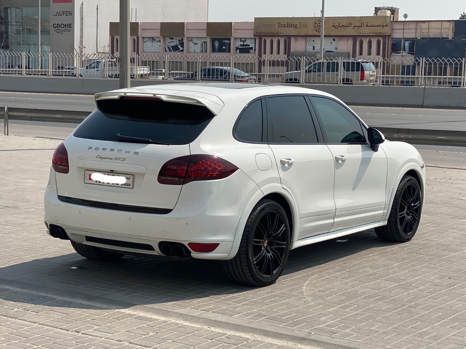 Porsche Cayenne GTS 2014 (White)