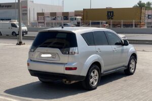 Mitsubishi Outlander 2009 (Silver)