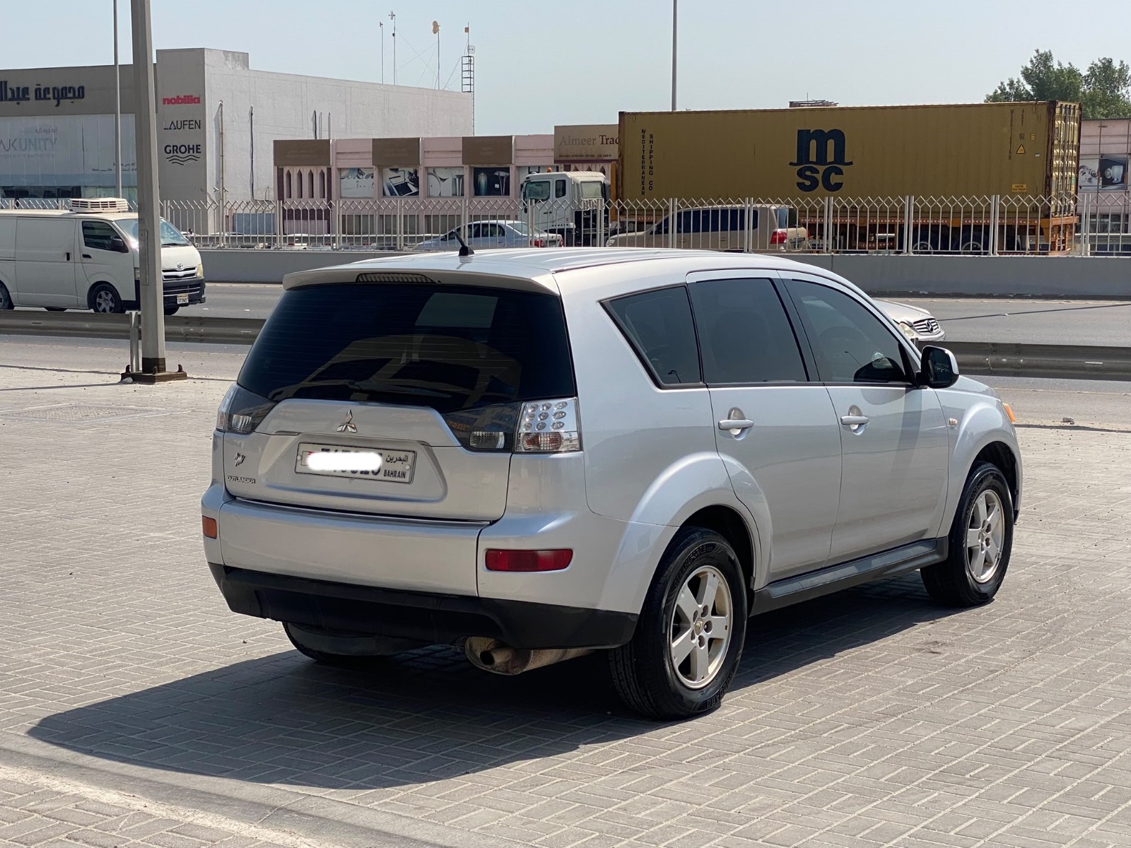 Mitsubishi Outlander 2009 (Silver)