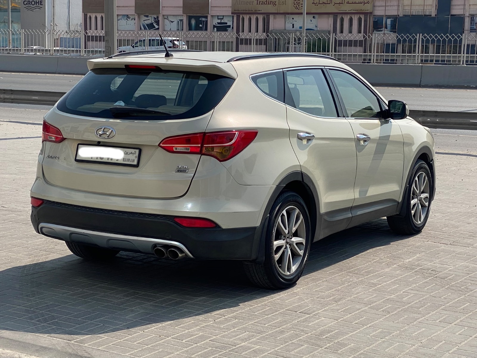 Hyundai Santafe 2014 (Beige)