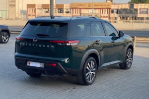 Nissan Pathfinder 2022 (Grey)