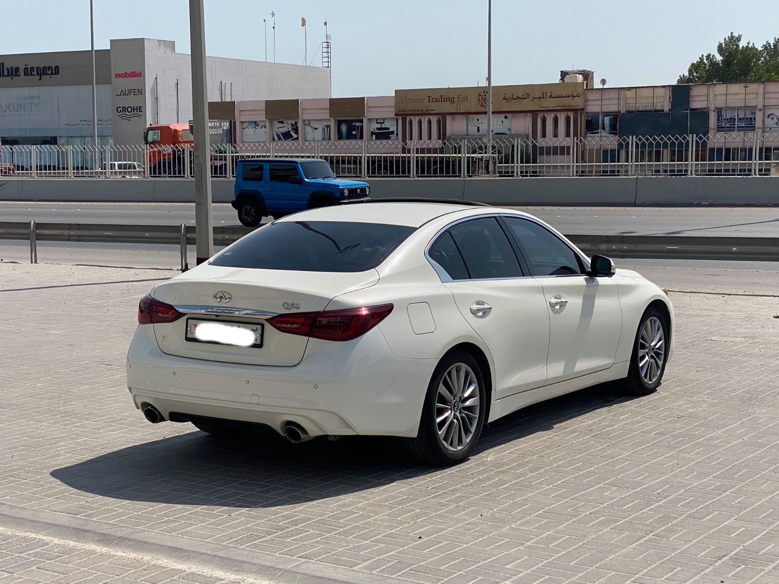 Infiniti Q50 2023 (White)