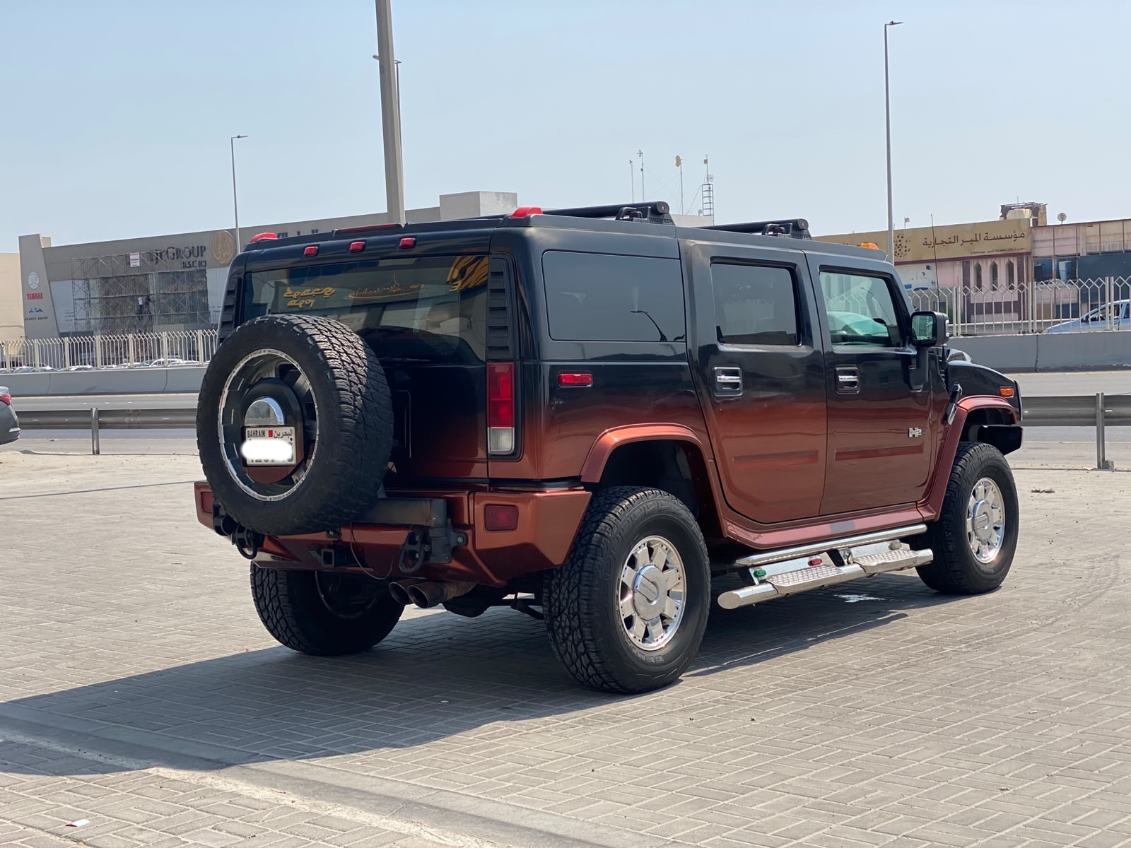 Hummer H2 / 2008 (Black & Orange)