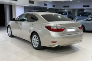 Lexus ES-350 / 2013 (Beige)