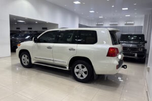 Toyota Land Cruiser GX-R 2015 (White)