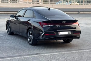 Hyundai Elantra 2025 (Black)
