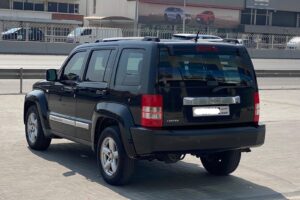 Jeep Cherokee LTD 2011 (Black)