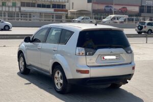 Mitsubishi Outlander 2009 (Silver)