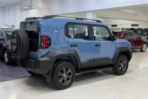 Toyota FJ-Cruiser 2027 (Blue)