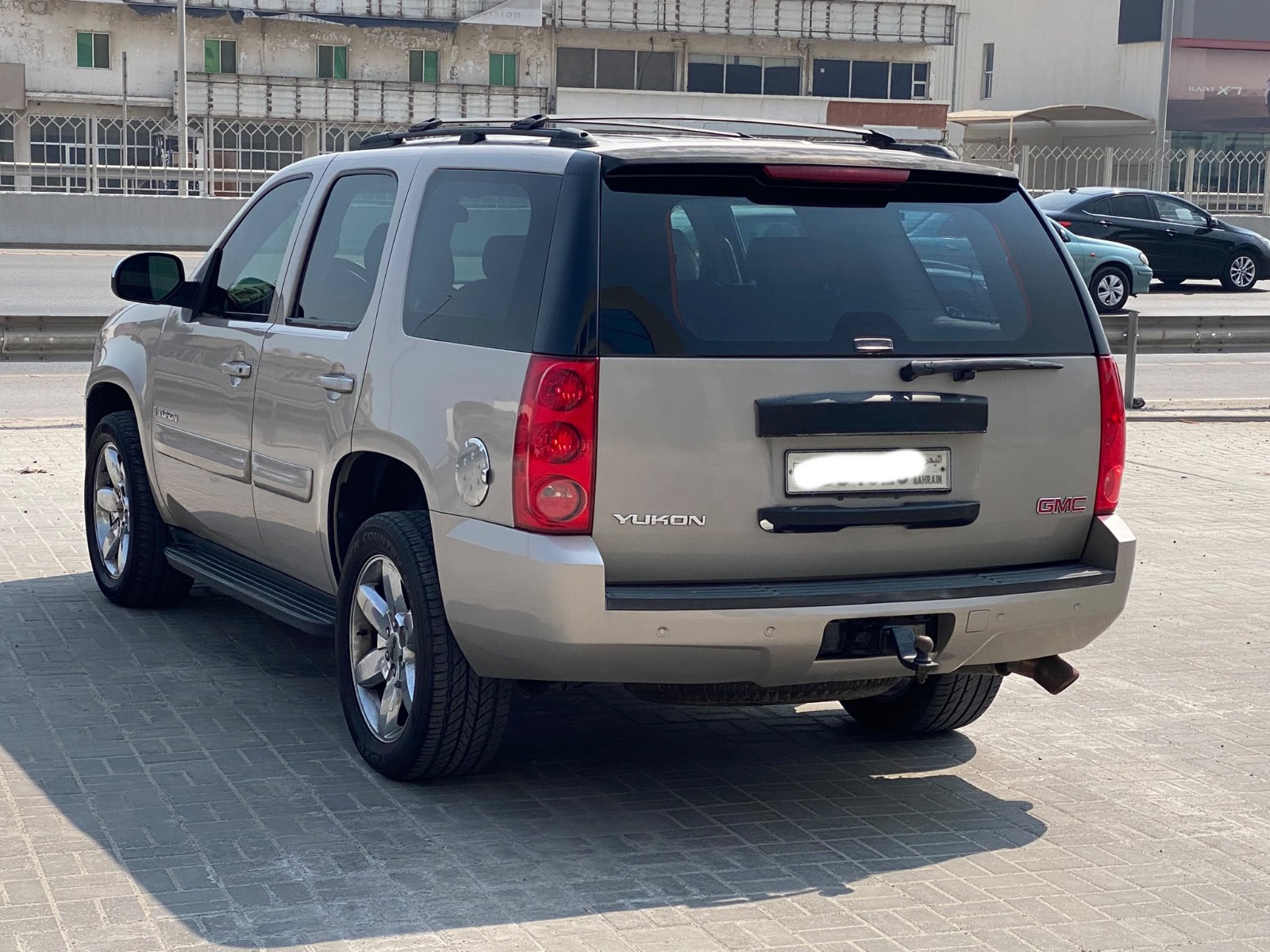 GMC Yukon 2008 (Silver)