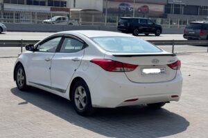 Hyundai Elantra 2016 (White)