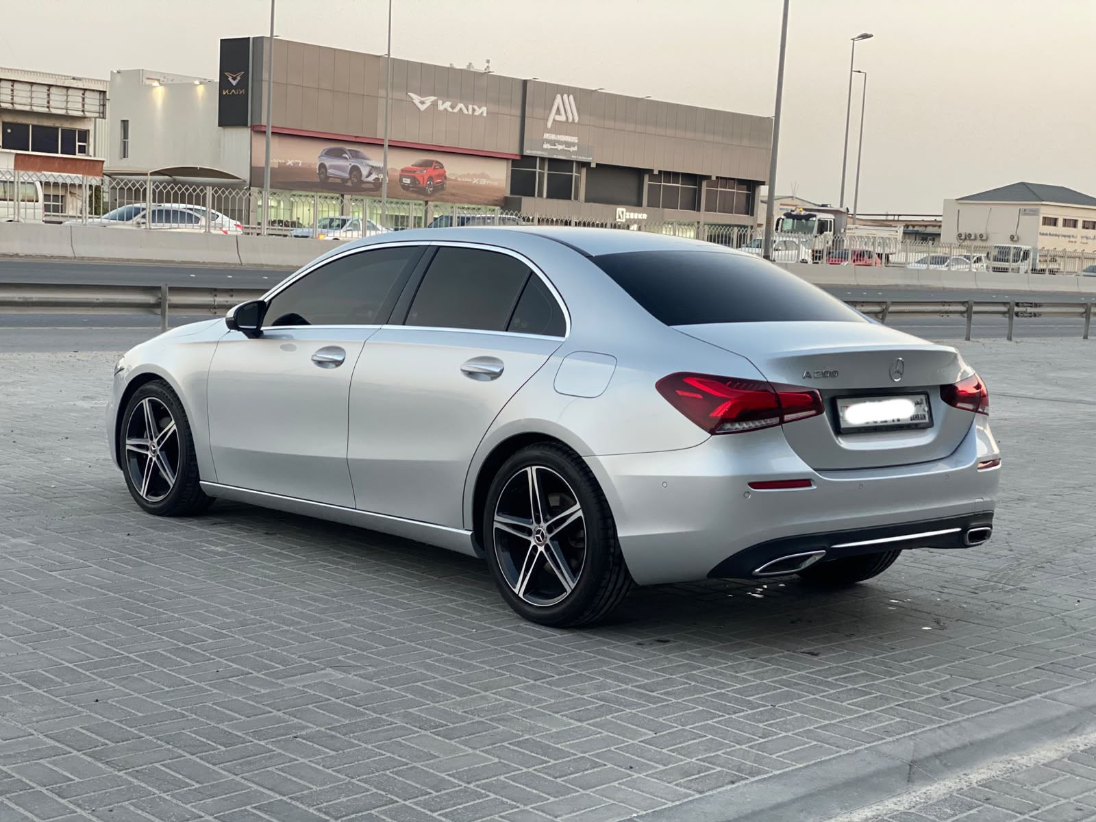 Mercedes Benz A-200 / 2022 (Silver)