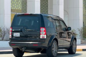 FOR SALE: LAND ROVER LR4 Model: 2010