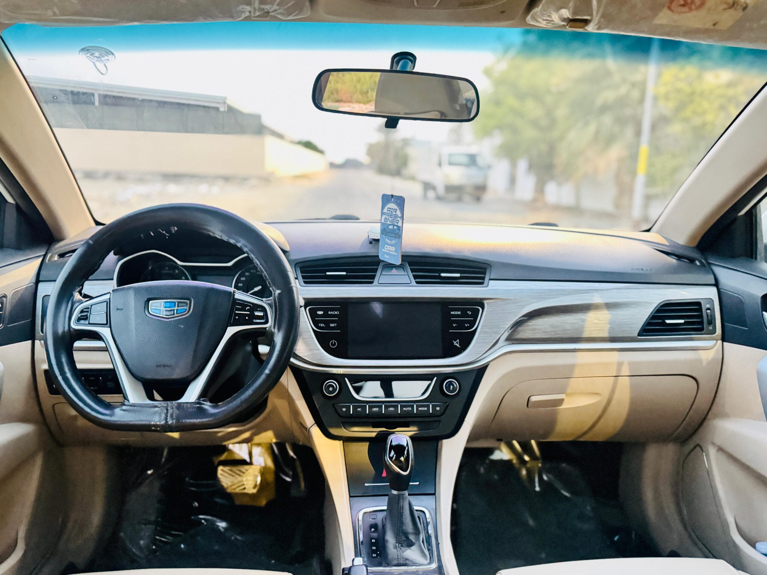 GEELY EMGRAND 7 2019
